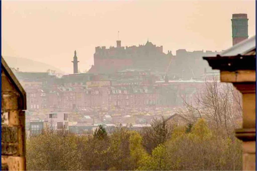 Spacious 2 Bed, 2 Bath Apartment -The Shore, Leith إدنبرة المظهر الخارجي الصورة